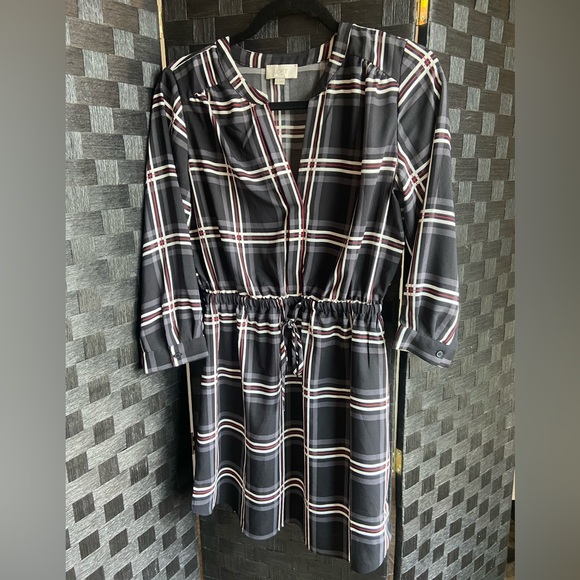 LOFT Dresses & Skirts - Loft Plaid Black and White & Red Dress